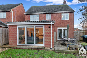 Photo 16- click for photo gallery